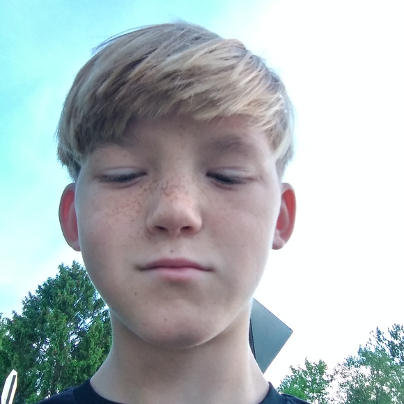 Meet your Posher, Keygan - Picture 1 of 1